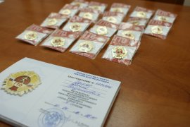 В Осинниках вручили 25 золотых значков ГТО
